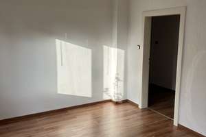 Lichtdurchflutete Wohnung mit großer Veranda und großem Garten – Rutenbergstraße 3, 30559 Kirchrode, Hannover – Vorschaubild 10
