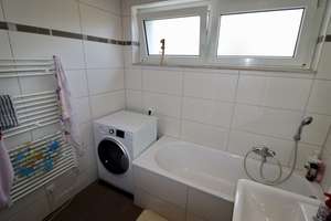 Gepflegte 3-Zimmer-Wohnung mit Tageslichtbad und Südbalkon – Die vollständige Adresse der Immobilie erhältst du vom Anbieter., 42651 Solingen-Mitte, Solingen – Vorschaubild 7
