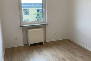 Für Sie neu renoviert ! 3 Zimmer im 2 OG in Bochum Wattenscheid (Text lesen !) – Heidestraße 67, 44866 Westenfeld, Bochum – Vorschaubild 4