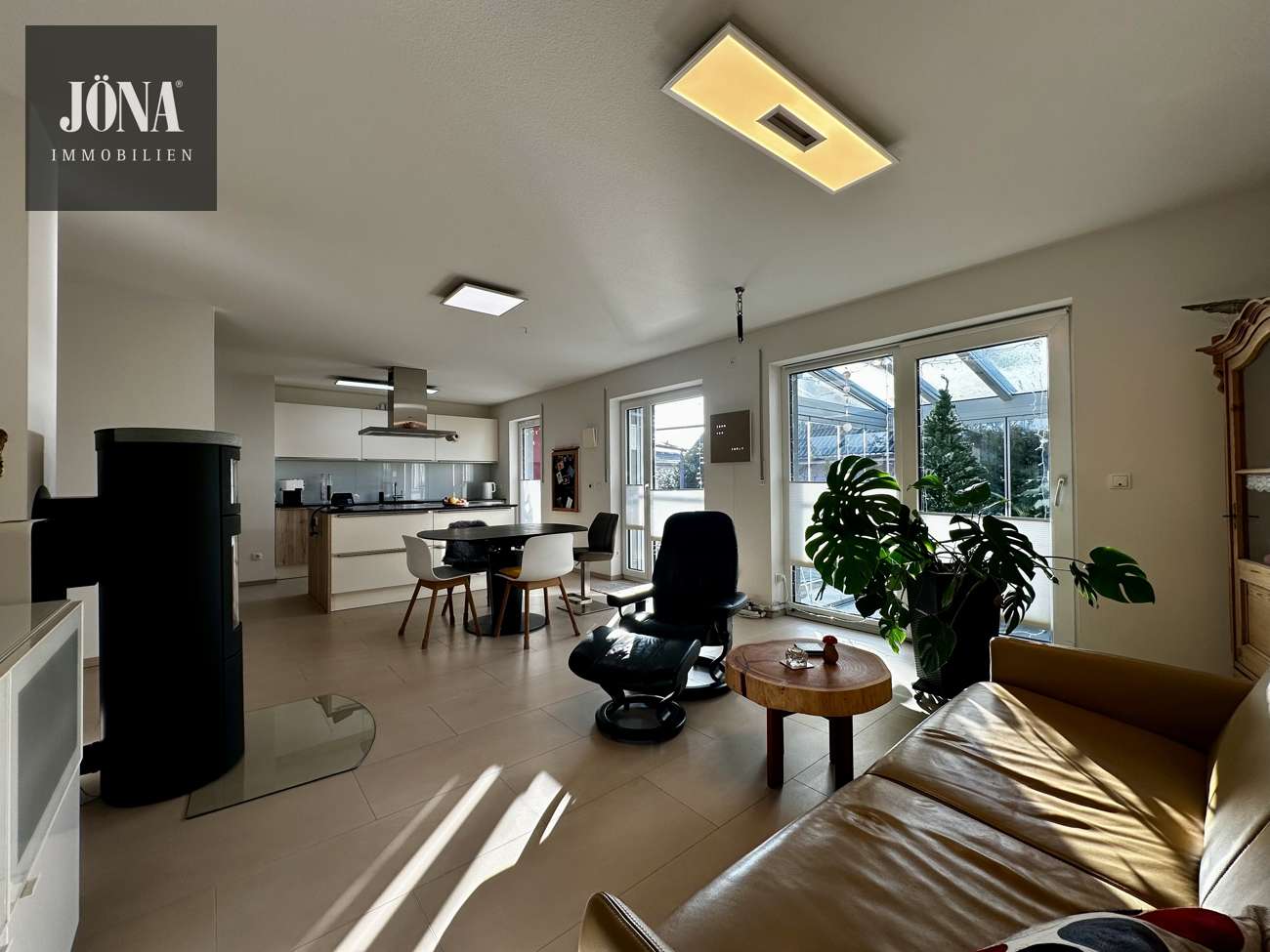 Immobilie in Himmelkron - Ein außergewöhnliches Wohnkonzept – klar, hochwertig, auf einer Ebene - Bild 4