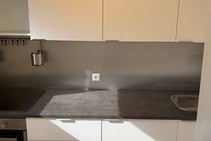 Exklusiv wohnen in Sendling-Westpark: 42 m² mit neuer Einbauküche, Balkon, U6 in 5 Min – 81377 Am Waldfriedhof, München – Vorschaubild 9