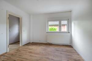 Charmantes Einfamilienhaus mit sonnigem Grundstück
und Garage in sehr beliebter und ruhiger Lage – Die vollständige Adresse der Immobilie erhältst du vom Anbieter., 52078 Brand, Aachen – Vorschaubild 8