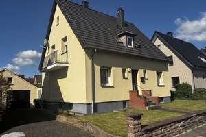 Zweifamilienhaus in Lage - eine gute Kombination aus Gemütlichkeit und Potenzial – Die vollständige Adresse der Immobilie erhältst du vom Anbieter., 32791 Lage – Vorschaubild 3