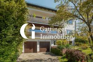 Ein parkähnliches Grundstück, zwei vollwertige Wohnungen und langfristige Entwicklungsmöglichkeiten