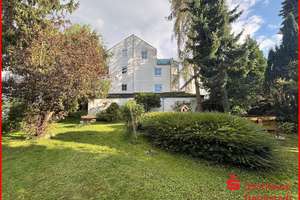 Helle 2-Zimmer Dachgeschosswohnung in ruhiger Lage