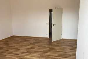 Helle 2-Zimmer-Dachgeschosswohnung – frisch gestrichen – Moerser Straße 79 – Moerserstrasse 79, 47803 Krefeld – Vorschaubild 3
