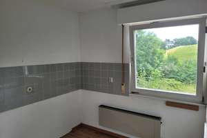 Bezugsfrei! Familienhaus mit 2 Wohneinheiten + großes, idyll. Grundstück – ruhige Lage nahe München – Die vollständige Adresse der Immobilie erhältst du vom Anbieter., 85402 Kranzberg – Vorschaubild 4