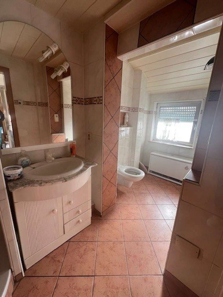 Immobilie in Völklingen - Ihr neues Zuhause: Großzügiges Familienhaus mit traumhaftem Garten - Bild 3