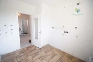 Schöne 4 Zimmerwohnung mit Stellplatz und Balkon – Alleestraße 134, 42853 Remscheid – Vorschaubild 3