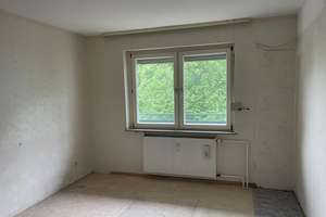 Handwerker gesucht für 3-Zimmerwohnung in Erbenheim – Am Hochfeld 32, 65205 Erbenheim, Wiesbaden – Vorschaubild 5