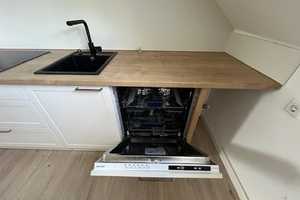 Freundliche 2-Zimmer-DG-Wohnung mit großer Wohnküche in Wuppertal – Uellendahlerstraße 452, 42109 Wuppertal – Vorschaubild 3