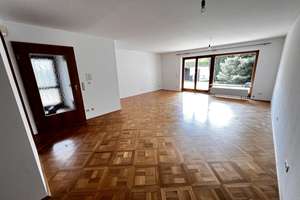 Helles ruhiges Eckhaus mit 5 Zimmern in Nürnberg, Tiergarten Mögeldorf – Die vollständige Adresse der Immobilie erhältst du vom Anbieter., 90480 Schmausenbuckstraße, Nürnberg – Vorschaubild 8