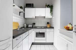 Liebevoll eingerichtet 1 Zimmerwohnung mit idyllischer Terrasse – Die vollständige Adresse der Immobilie erhältst du vom Anbieter., 10437 Prenzlauer Berg, Berlin – Vorschaubild 8