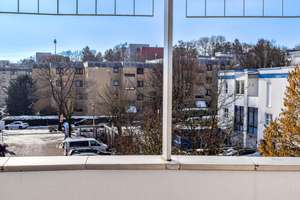 Moderne 3-Zimmer-Eigentumswohnung mit zwei Balkonen und Garage in Wiesbaden-Klarenthal – Die vollständige Adresse der Immobilie erhältst du vom Anbieter., 65197 Klarenthal, Wiesbaden – Vorschaubild 11