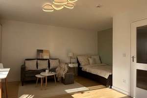 Erstbezug nach Renovierung: Möblierte 1-Zimmer-Wohnung mit Westbalkon – Linus-Funke-Weg 22, 80995 Lerchenau-West, München – Vorschaubild 3
