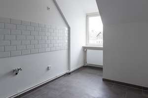 4,5-Zimmer-bald bezugsfrei-Altbauwohnung nahe FU Berlin – Unter den Eichen 94b, 12205 Lichterfelde, Berlin – Vorschaubild 8