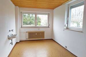 Raum für Familie, Freiheit und große Pläne - Ein Paradies für Fahrzeugliebhaber und für mehrere Gene – Die vollständige Adresse der Immobilie erhältst du vom Anbieter., 72768 Oferdingen, Reutlingen – Vorschaubild 15