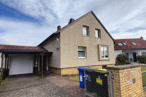Freistehendes Einfamilienhaus in Watenbüttel Garage+Solar – Die vollständige Adresse der Immobilie erhältst du vom Anbieter., 38112 Lehndorf-Watenbüttel, Braunschweig – Vorschaubild 2