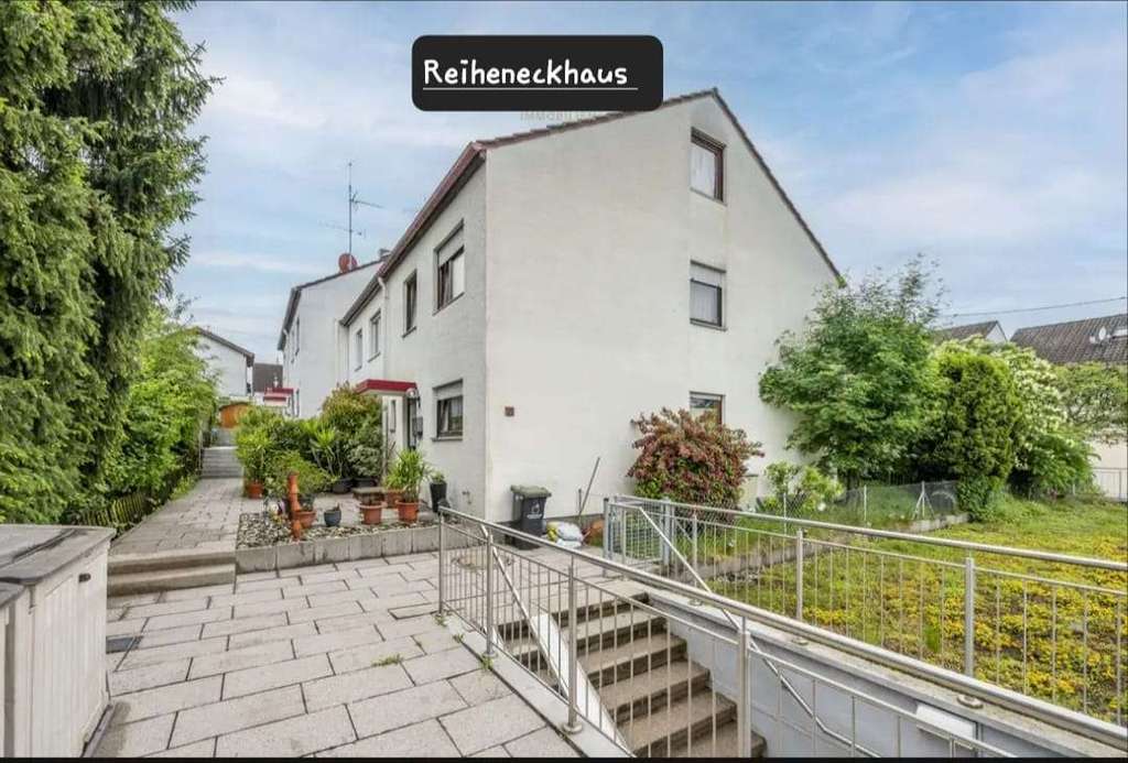 Immobilie in Magstadt - Reiheneckhaus mit Terrasse,Garten und Balkon - Bild 3