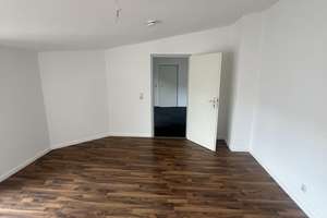 1 Monat mietfrei Renovierte 4-Raumwohnung mit neuer Einbauküche** – 39104 Buckau, Magdeburg – Vorschaubild 7