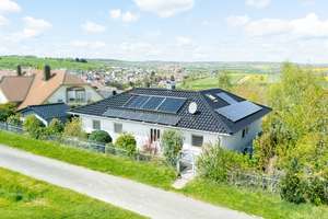 Wohnen im Grünen: Bezugsfreies Haus mit Garten in Esselbach! – Die vollständige Adresse der Immobilie erhältst du vom Anbieter., 97839 Esselbach – Vorschaubild 13