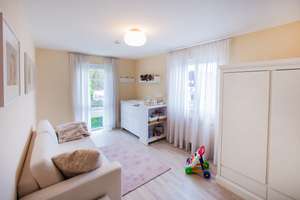 Top end, luxurious, modern family home with Garden, quiet neighbourhood near Strothoff Intl – Die vollständige Adresse der Immobilie erhältst du vom Anbieter., 63263 Neu-Isenburg – Vorschaubild 9