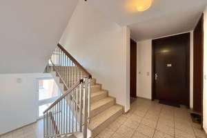 Charmante 3,5-Zimmer-Eigentumswohnung mit Süd-Balkon, TG-Stellplatz und viel Potenzial – Geleitsgasse 2, 90762 Altstadt, Innenstadt, Fürth – Vorschaubild 9