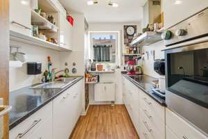 schöne 3,5 Zi. Wohnung Luginsland an den Weinbergen mit TG Stellplatz, 2 Balkone – Maximilianstr 4, 70327 Luginsland, Stuttgart – Vorschaubild 11