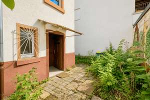 Charmante Doppelhaushälfte mit Potenzial – Ihr neues Zuhause in Frankfurt am Main – 65929 Unterliederbach, Frankfurt am Main – Vorschaubild 5