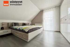 Tür auf. Herz rein. Zuhause sein. Moderne
5 helle Zimmer auf 131 m². Wunderschöne
Gartenoase. – Tuttlingen (Kreis) – Vorschaubild 15