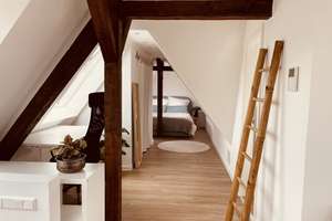 Über 5 % Rendite - modernes Dachgeschoss mit Loft-Charakter in Pempelfort – Die vollständige Adresse der Immobilie erhältst du vom Anbieter., 40476 Pempelfort, Düsseldorf – Vorschaubild 2