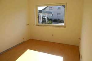 Modernisierte Doppelhaushälfte mit schönem Garten und Doppel-Carport – Herford (Kreis) – Vorschaubild 3