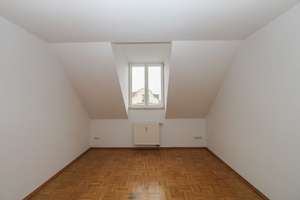 Dachgeschosswohnung mit offenem Wohnkonzept und ruhiger Loggia im Denkmal – Die vollständige Adresse der Immobilie erhältst du vom Anbieter., 4317 Reudnitz-Thonberg, Leipzig – Vorschaubild 5