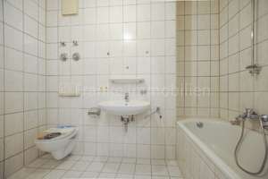 Blasewitz - freie 2 Zi. Wohnung inkl. EBK, Balkon und TG-Stellplatz – Oehmestraße 16, 1277 Blasewitz (Stadtteil), Dresden – Vorschaubild 12
