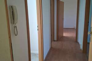 Großzügige 3-Raum-Wohnung mit Balkon!