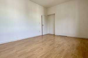 Charmante 3-Zimmer-Wohnung mit Balkon & Einbauküche im Herzen von Düsseldorf-Golzheim – Düsseldorf – Vorschaubild 6