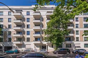 Zu Verkaufen! Schöne 2-Zimmer-Wohnung mit hochwertiger Einbauküche & Westbalkon in Halensee!