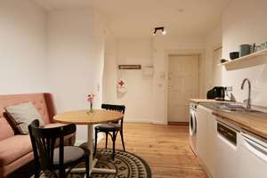 Schöne möblierte Wohnung in Neukölln ab - Verfügbar ab Oktober