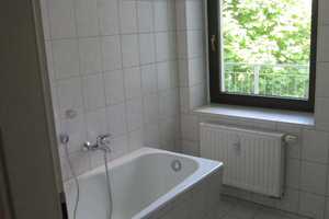 Frei ab 1.9.25 - im 2. OG - Schlafen zum Innenhof + Bad mit Fenster – Barbarossastr. 34, 9112 Chemnitz – Vorschaubild 14