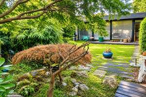Winkelbungalow mit Gartenidylle  in begehrter Wohnlage von Hummelsbüttel – Die vollständige Adresse der Immobilie erhältst du vom Anbieter., 22339 Hummelsbüttel, Hamburg – Vorschaubild 1