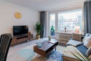 TOP RENOVIERT 3-Zimmer BEZUGSFREI ! ANSBACHER STR !