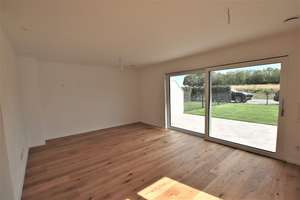 **Moderne, exklusive DHH mit Garage, Stpl. und neuwertiger EBK in Neufahrn-Süd (S1)** – Die vollständige Adresse der Immobilie erhältst du vom Anbieter., 85375 Neufahrn bei Freising – Vorschaubild 2