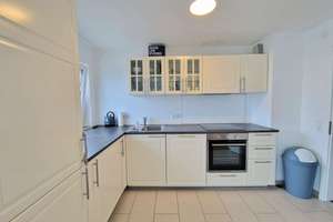 Einziehen & wohlfühlen: Stilvoll möblierte Maisonette-Wohnung mit 2x Balkonen, EBK & Einzelgarage – Die vollständige Adresse der Immobilie erhältst du vom Anbieter., 70619 Sillenbuch (Ortsteil), Stuttgart – Vorschaubild 3