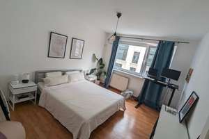 Helle 2-Zimmer-Wohnung in Berlin-Mitte (Mitte) – Die vollständige Adresse der Immobilie erhältst du vom Anbieter., 10178 Mitte (Ortsteil), Berlin – Vorschaubild 1