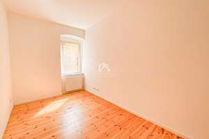 SCHMUCKE ALTBAUWOHNUNG IN EINEM TOP-ZUSTAND! RUHIG GELEGEN UND PERFEKT GESCHNITTEN! PROVISIONSFREI! – Behmstraße 67, 10439 Prenzlauer Berg, Berlin – Vorschaubild 4