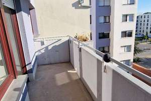 Lichtdurchflutete 3-Zimmer-Wohnung im 4. OG mit Balkon & Tiefgaragenstellplatz – Laubenweg, Fürth – Laubenweg 3, 90765 Ronhof, Kronach, Fürth – Vorschaubild 13