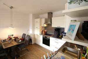 Am Park gelegene, moderne, ruhige 2 Zi-Whg mit Südbalkon in Obermenzing, EBK , Aufzug  – Die vollständige Adresse der Immobilie erhältst du vom Anbieter., 81247 Obermenzing, München – Vorschaubild 4