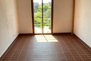 Modernisiertes Apartment - Altbau - Innenstadt (DGHR) E0032 – Tückingstr. 14, 41060 Innenstadt, Neuss – Vorschaubild 2