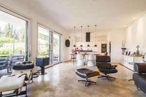 Ein- bis Dreifamilienhaus im Bauhausstil im Zentrum von Langenfeld * Baujahr 2020 * ca. 295 m² Wfl. – Die vollständige Adresse der Immobilie erhältst du vom Anbieter., 40764 Langenfeld (Rheinland) – Vorschaubild 9