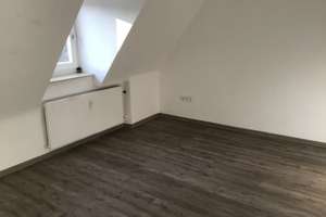Modernisierte 1,5-Zimmer-DG-Wohnung – Damaschkestr. 16, 23560 Sankt Jürgen, Lübeck – Vorschaubild 3
